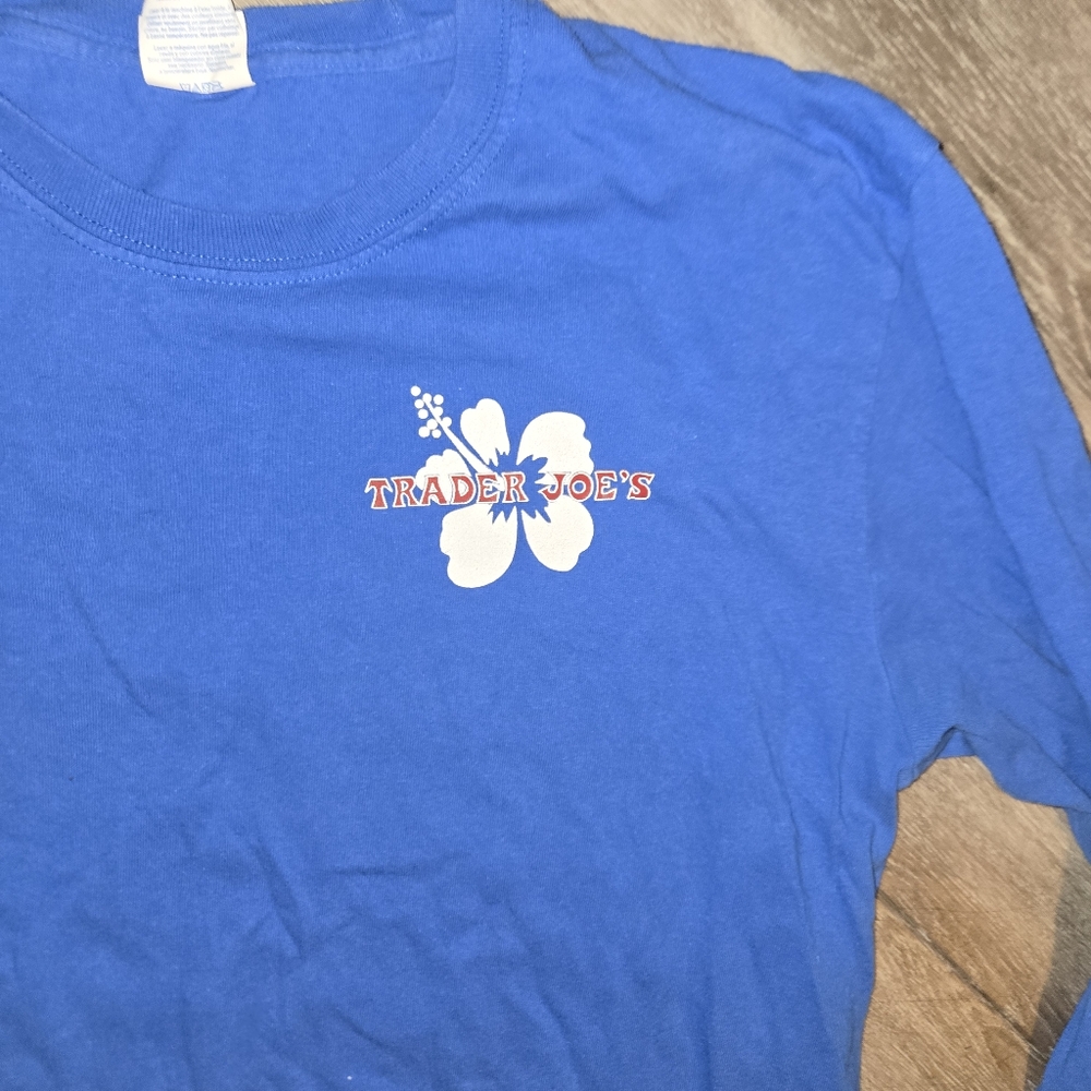 Original‎ Trader Joe's Employee Long Sleeve Heavy T-Shirt Medium Blue Cotton - Picture 2 of 4